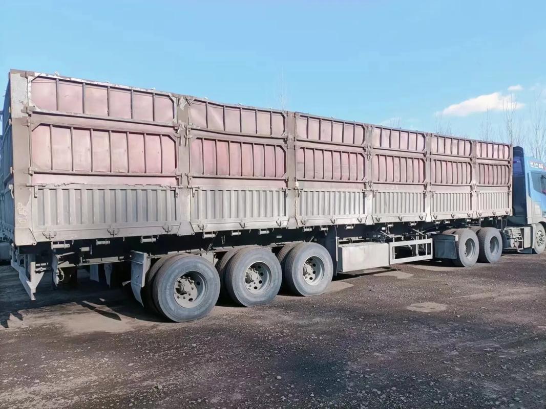 21年4月灰熊侧翻挂车结构分析 大梁8下10的设计与安全考量